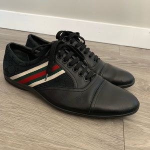 VINTAGE Gucci shoes, size 10